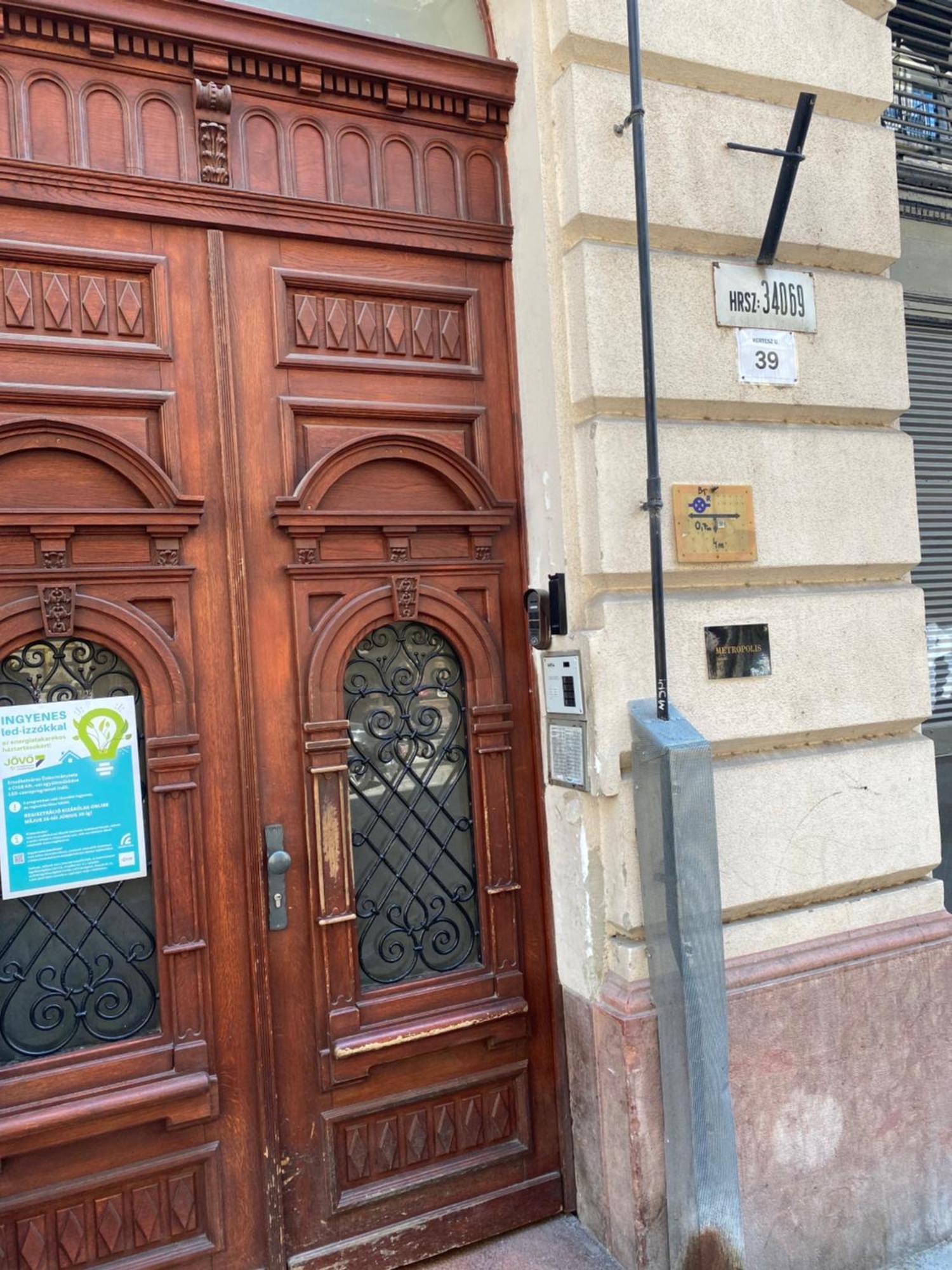 Bp-Est K39 Lägenhet Budapest Exteriör bild